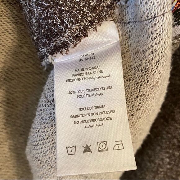 CALIFORNIA Moonrise-Boho Embroidered Detail Sweater (Size:Medium) - Picture 10 of 11